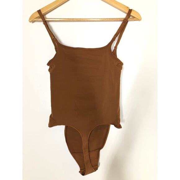 SKIMS Fits Everybody Cami Bodysuit Scoop Neck Seamless Bronze Brown NWOT4XL - Picture 5 of 7